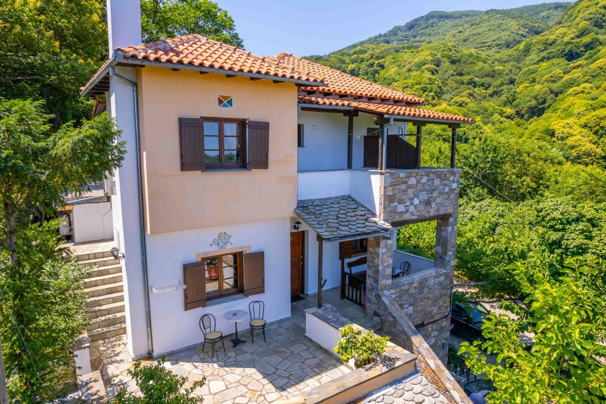 Guesthouse Papachristou Tsagarada Exterior photo