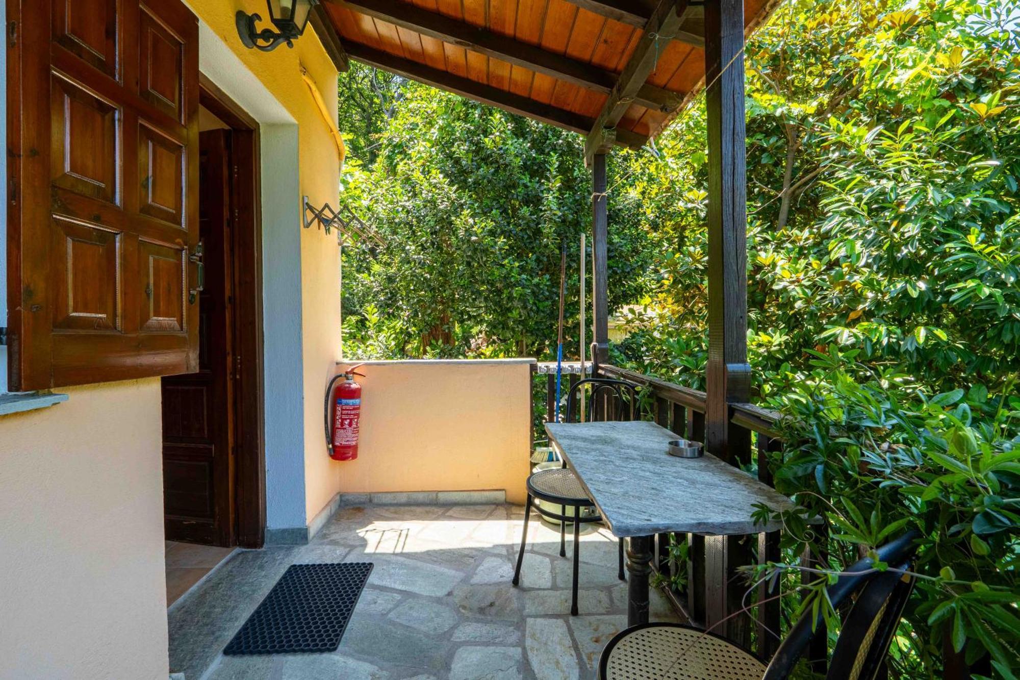 Guesthouse Papachristou Tsagarada Exterior photo